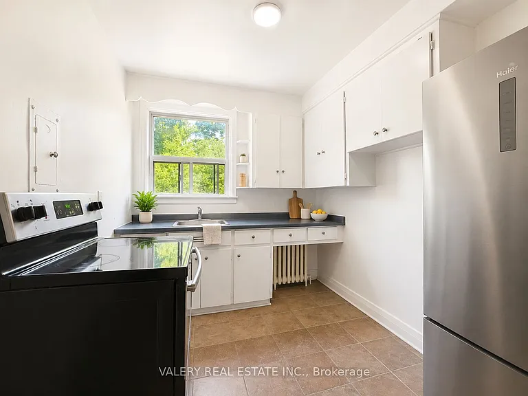 236 Gordon St #12 — Photo 2