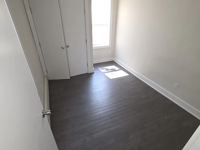 50 Stuyvesant Ave #2R — Photo 6