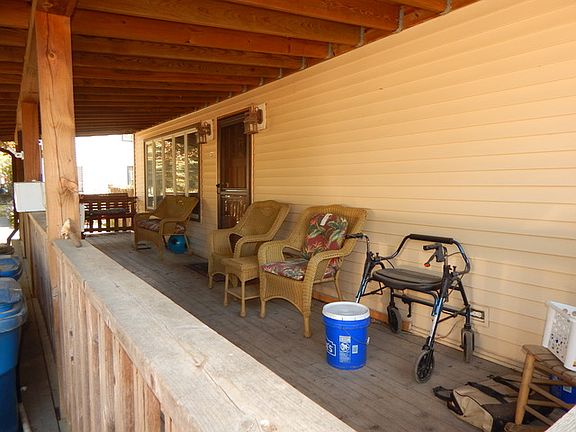 3rd image of 39 Country Club Dr