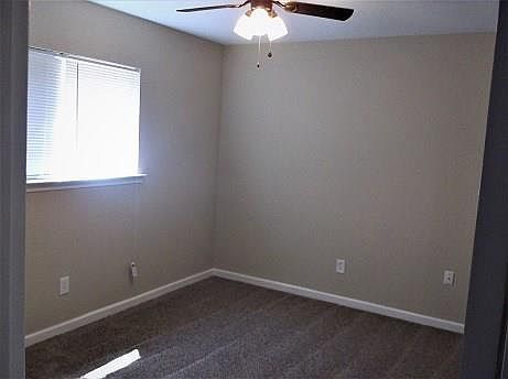 5th image of 1605 Parkhaven St