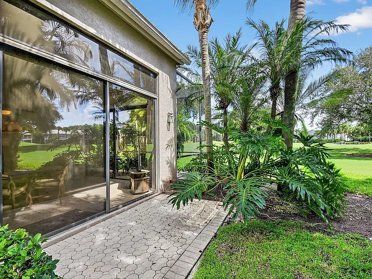 4553 Barclay Fair Way — Photo 48