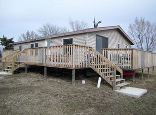 40399 Robeson Ln, Huron, SD 57350