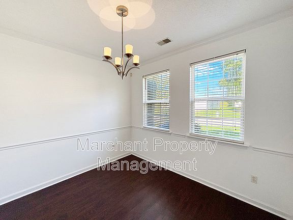 3rd image of 1 Appleton Ln