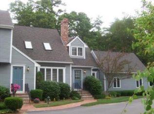 10 Indian Cove Way, South Easton, MA 02375