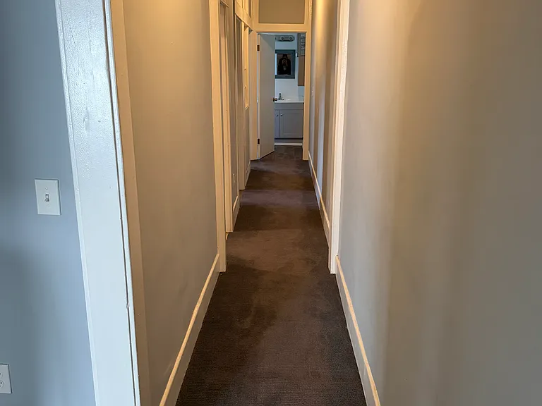 423 Gloria St #423 — Photo 9