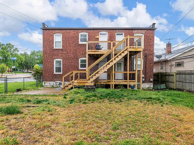 6019 Scanlan Ave #1E — Photo 15