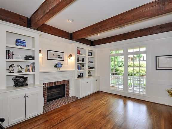 4th image of 325 Inman Pl