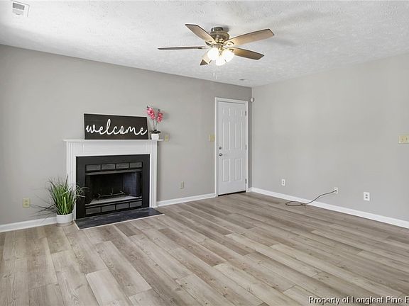 5th image of 1685 Veanna Dr