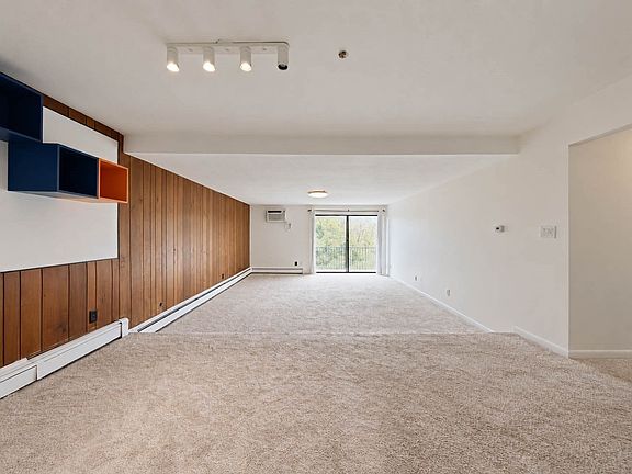 3rd image of 27 Alpine St APT 8