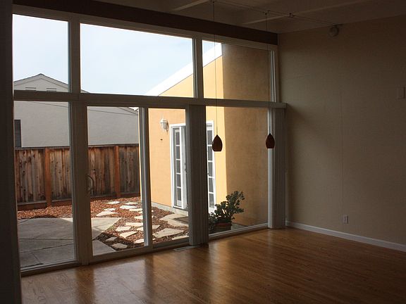 2nd image of 30548 Oakmont Way