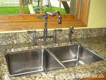 Stainless Kitchen Sink and Faucet