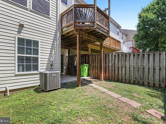 4th image of 43053 Candlewick Sq
