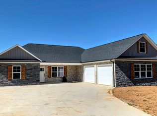102 Old Pros Dr, Gaffney, SC 29341