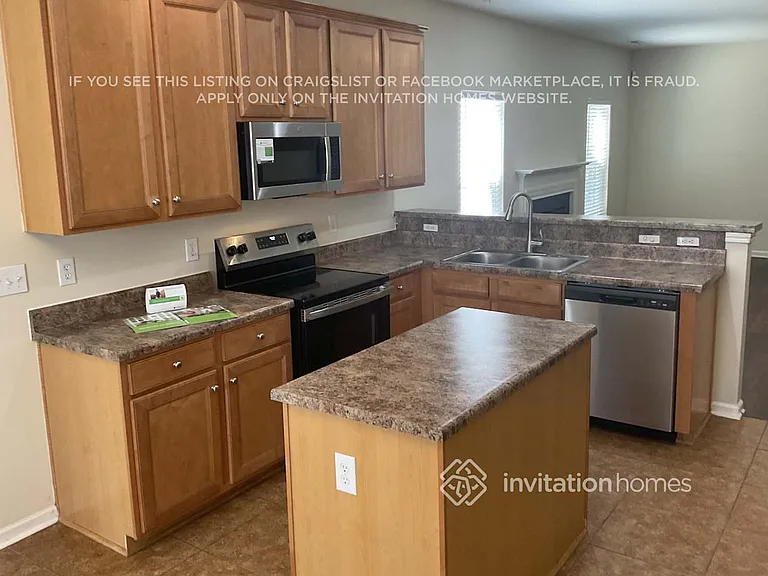 1030 Whippoorwill Ln — Photo 6