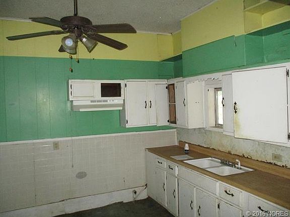 3rd image of 303 E Harrison Ave