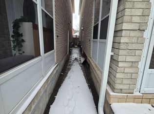 153 Cimmaron St #Basement, Markham, ON L3S 2G9