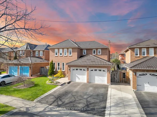 36 Brydon Cres, Brampton, ON L6X 3H2
