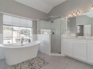 704 Crystal Ln, Hurst, TX 76054