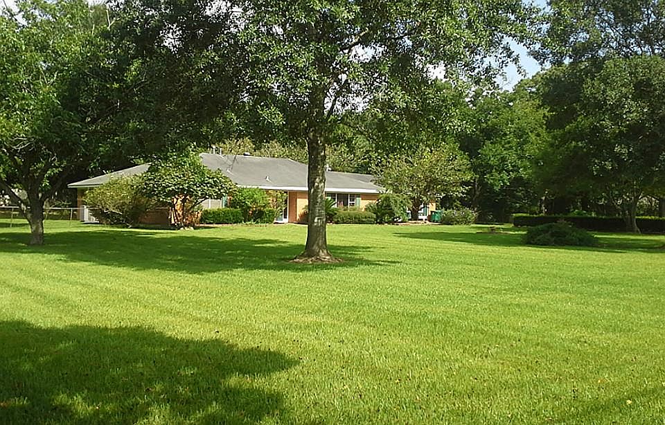 1st image of 13102 S Wayside Dr