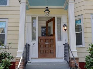 30 Beechwood Ave, Springfield, MA 01108