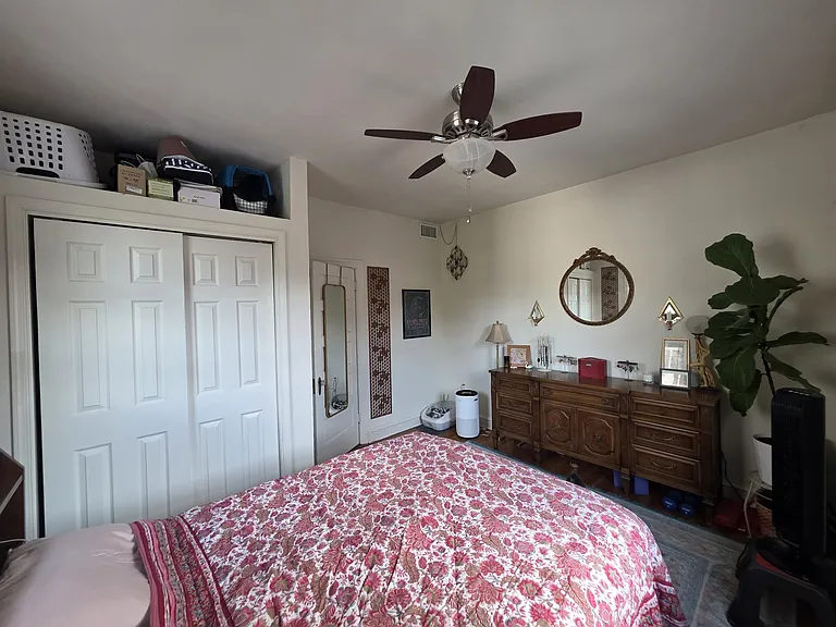 4115 Pine St #2R — Photo 9