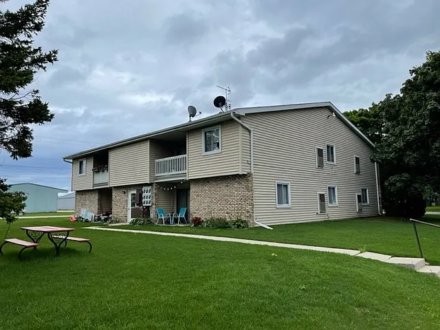 36 Baden Ave — Photo 3
