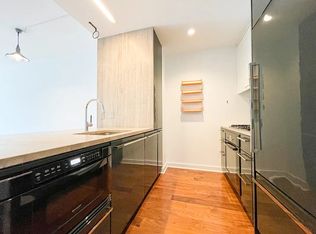 2 Northside Piers APT 3C, Brooklyn, NY 11249