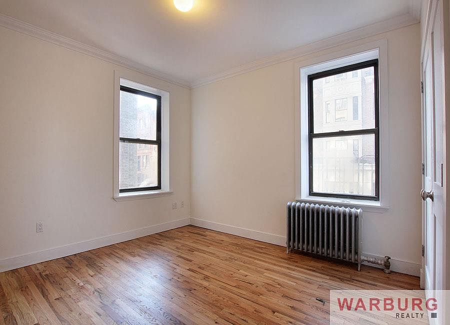 2nd image of 710 Riverside Dr APT 3A