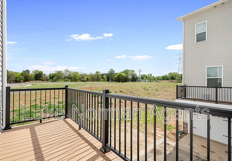 1814 Aspire St — Photo 19