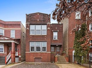 2255 W Addison St, Chicago, IL 60618