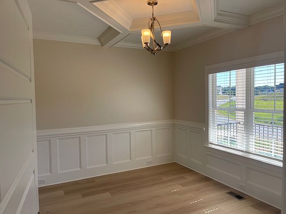 2nd image of 8512 Aventine Hill Dr