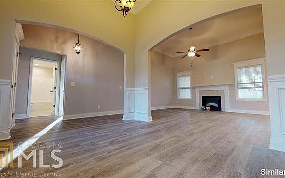 3rd image of 205 Wilsons Creek Bnd