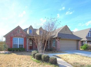 11014 S Olmsted St, Jenks, OK 74037