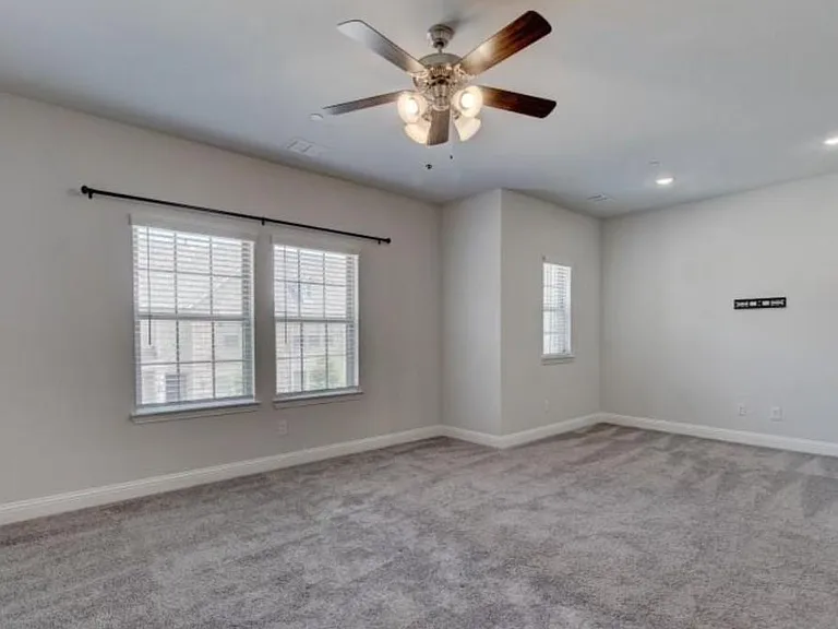 1564 Windermere Way — Photo 22