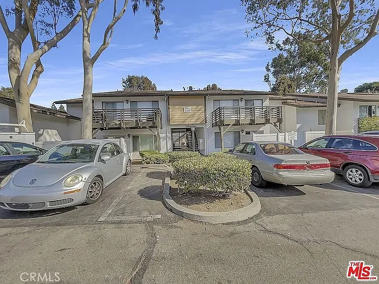 1 bed, 660 sqft, $2,100 — Photo 1