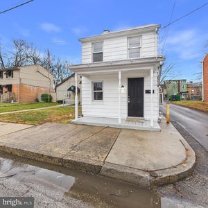 150 W Penn St, Carlisle, PA, 17013
