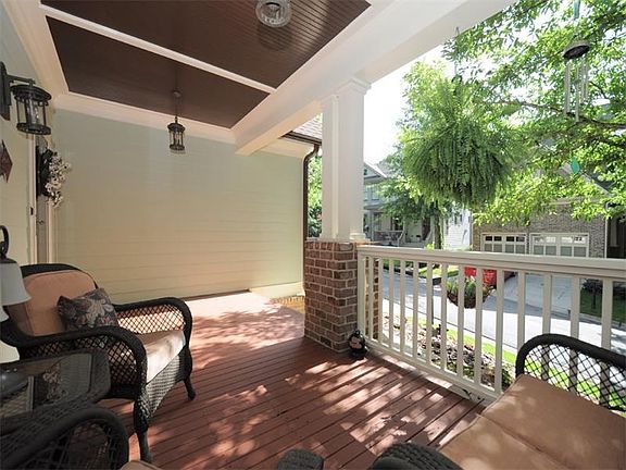 3rd image of 1601 Windsor Walk