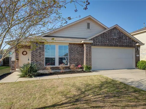 302 Pack Horse Dr, Bastrop, TX 78602