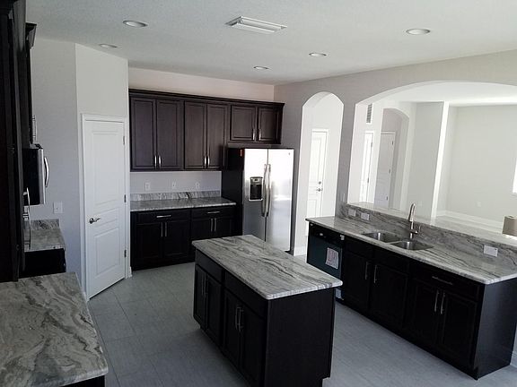 3rd image of 7107 S West Shore Blvd