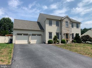 35 Manor Cir #L-0036, Palmyra, PA 17078