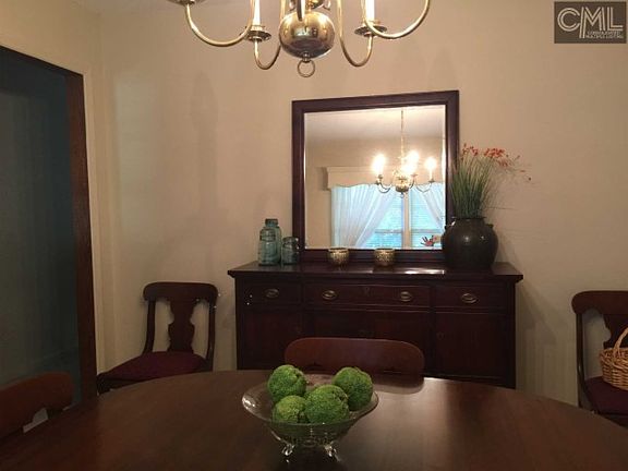 3rd image of 108 Hartwood Cir
