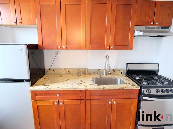 2nd image of 63 Adrian Ave APT 5D