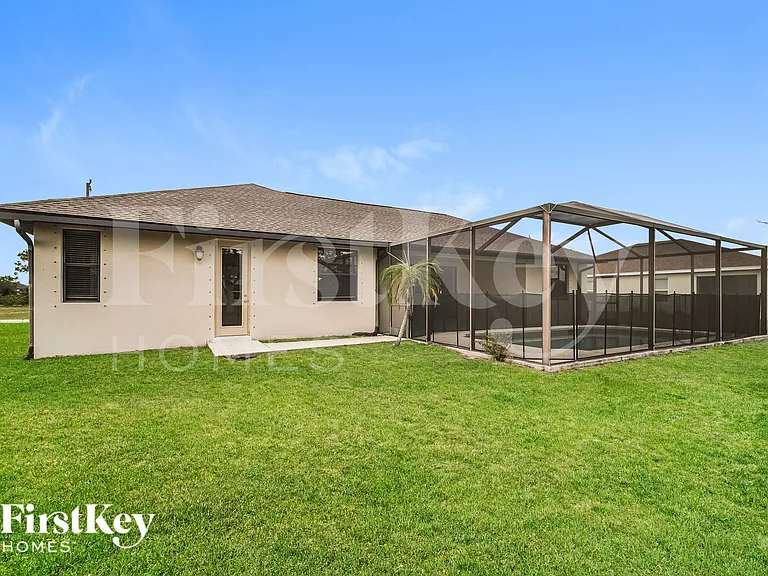 1829 SW California Blvd — Photo 18