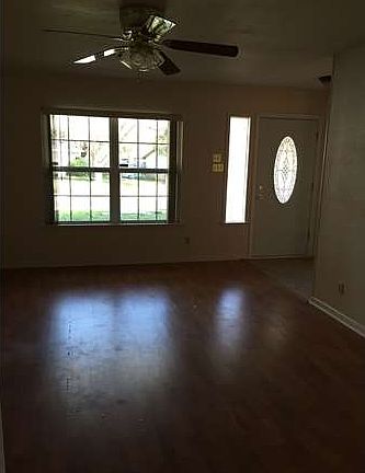 4th image of 318 Tucson Dr