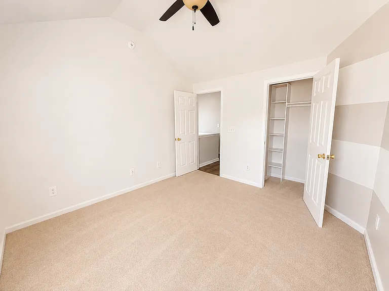 4405 Singing Oak Ct — Photo 19