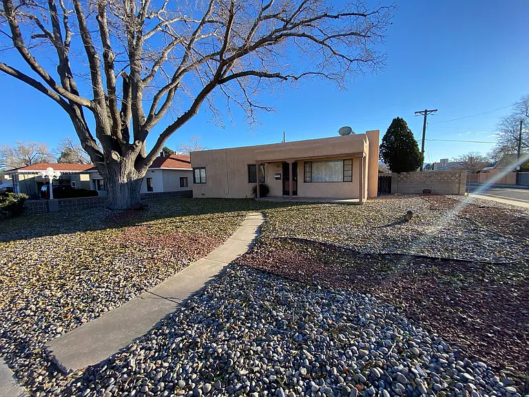 1200 Stanford Dr NE — Photo 12