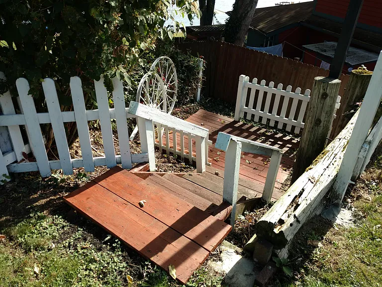 6552 Westshore Dr #UPPER — Photo 3