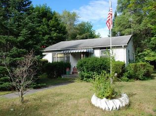 324 S Silverleaf St, Gladwin, MI 48624