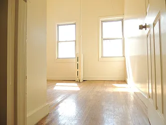 Rented by Triplemint