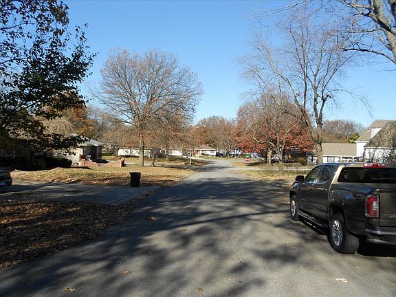 5th image of 13009 Corrington Ave